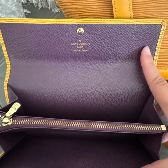 Louis Vuitton ST Jacques - Picture 4 of 5